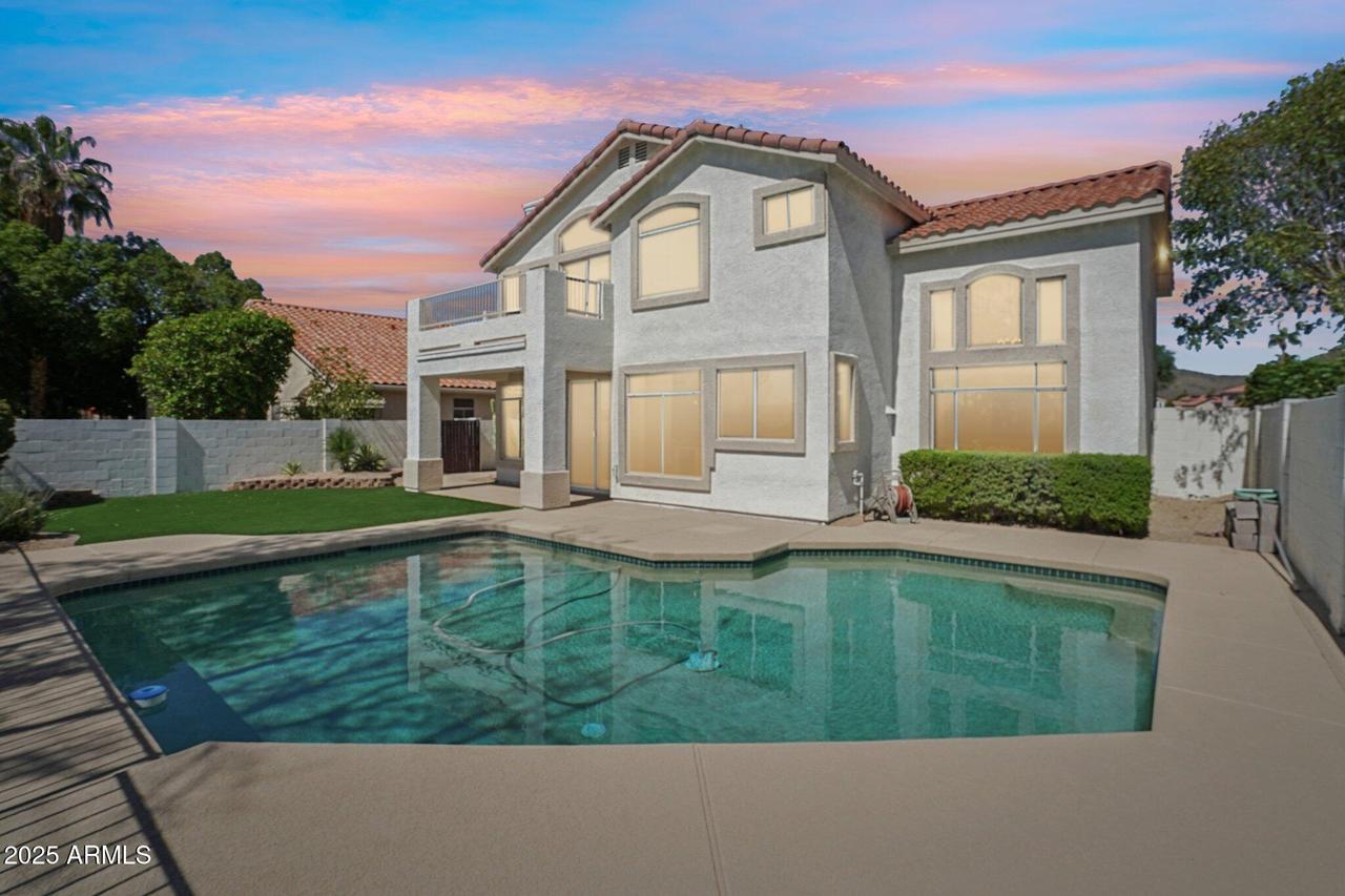 5953 W Aurora Dr., Glendale, AZ 85308