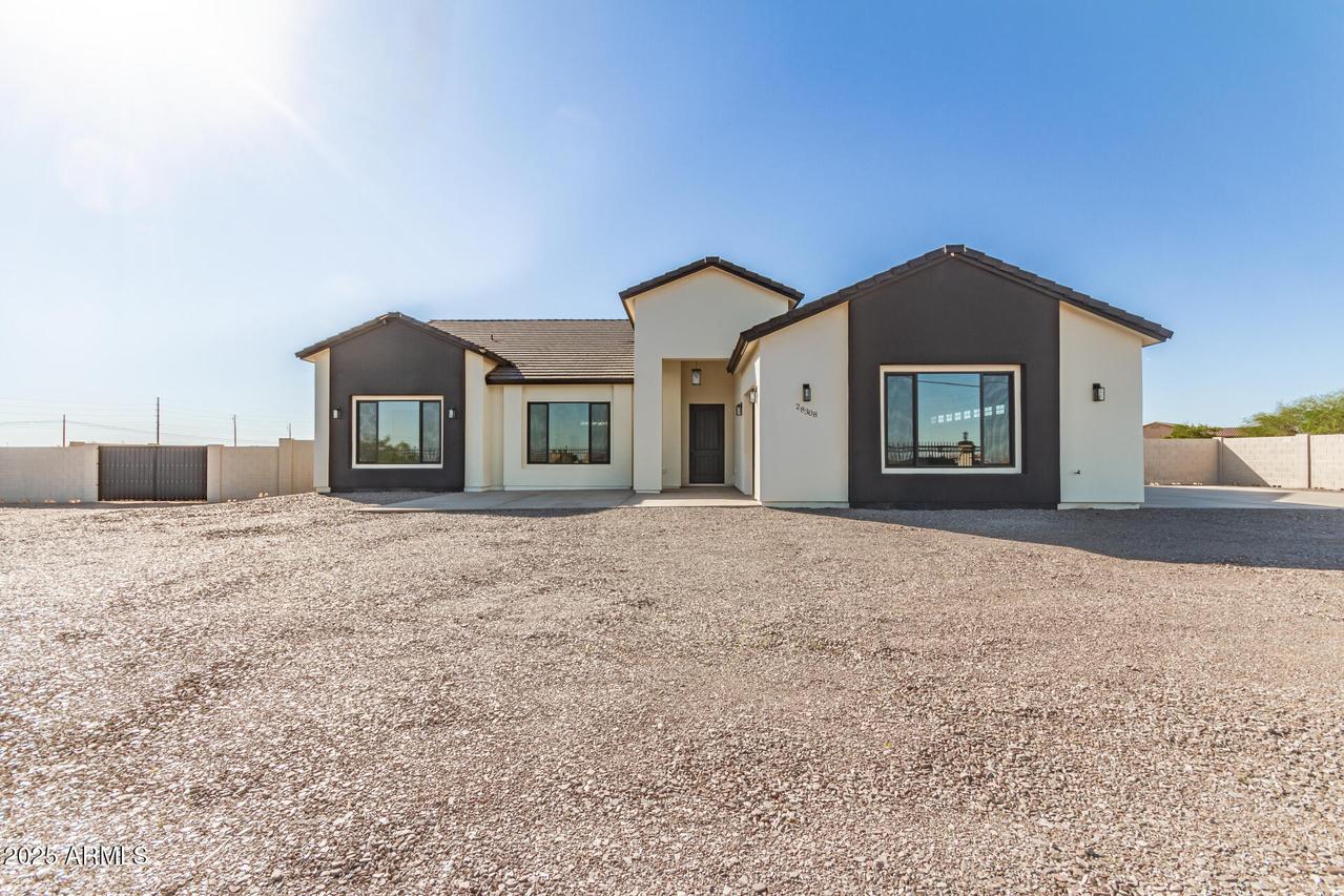 28308 N Crozier Rd., Wittmann, AZ 85361
