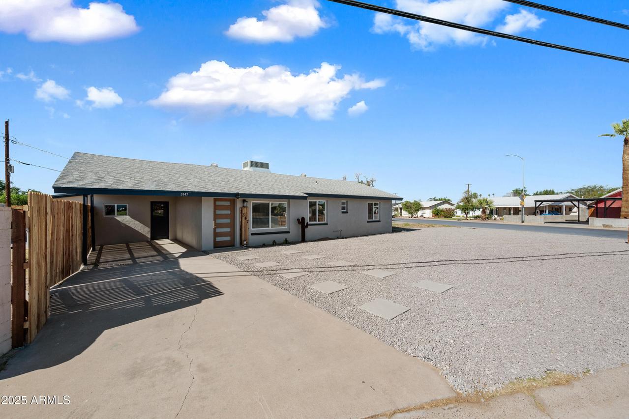3347 E Palm Ln., Phoenix, AZ 85008