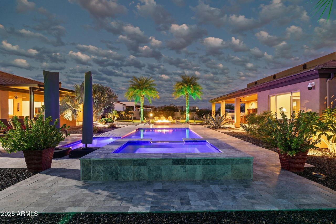 1510 E Cloud Rd., Phoenix, AZ 85086