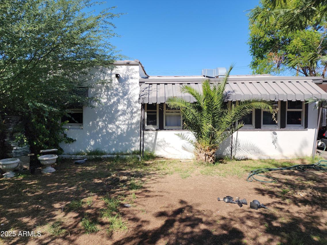 2504 E Adams St., Phoenix, AZ 85034