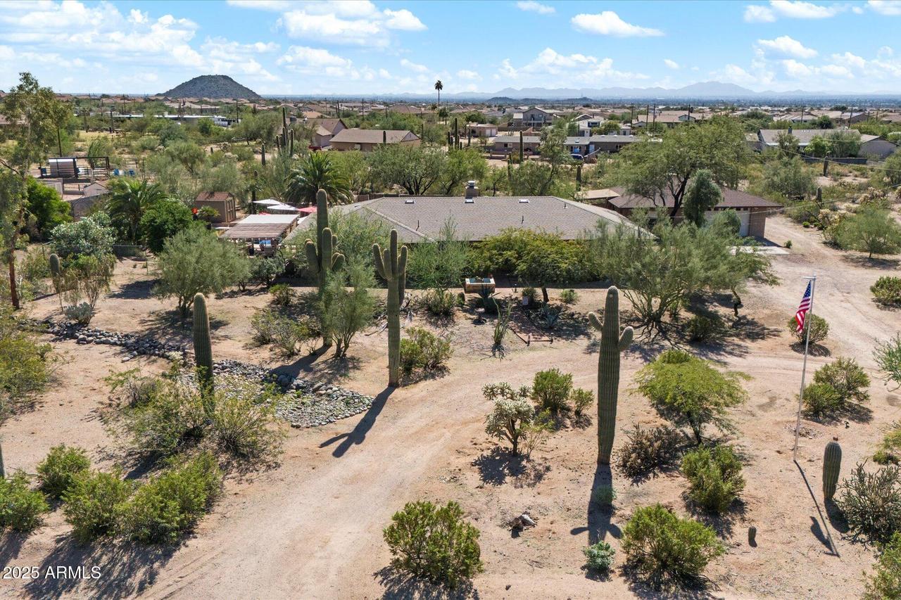 8233 E Culver St., Mesa, AZ 85207