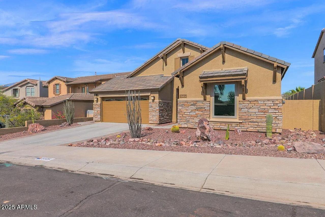 9325 S 179th Dr., Goodyear, AZ 85338
