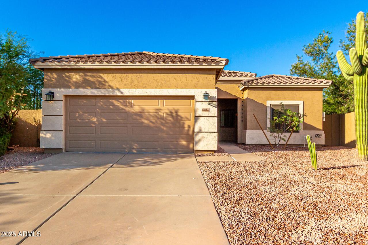 6862 E San Cristobal Way, Gold Canyon, AZ 85118