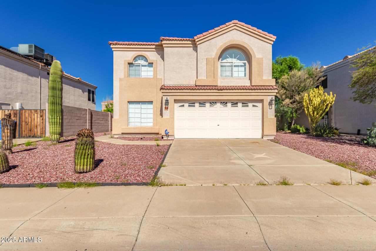 1226 E Wahalla Ln., Phoenix, AZ 85024