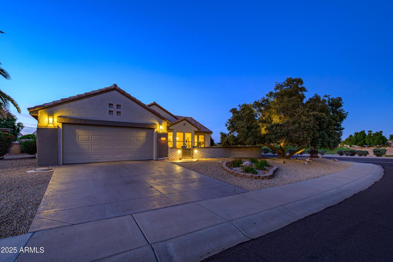 15702 W Linksview Dr., Surprise, AZ 85374
