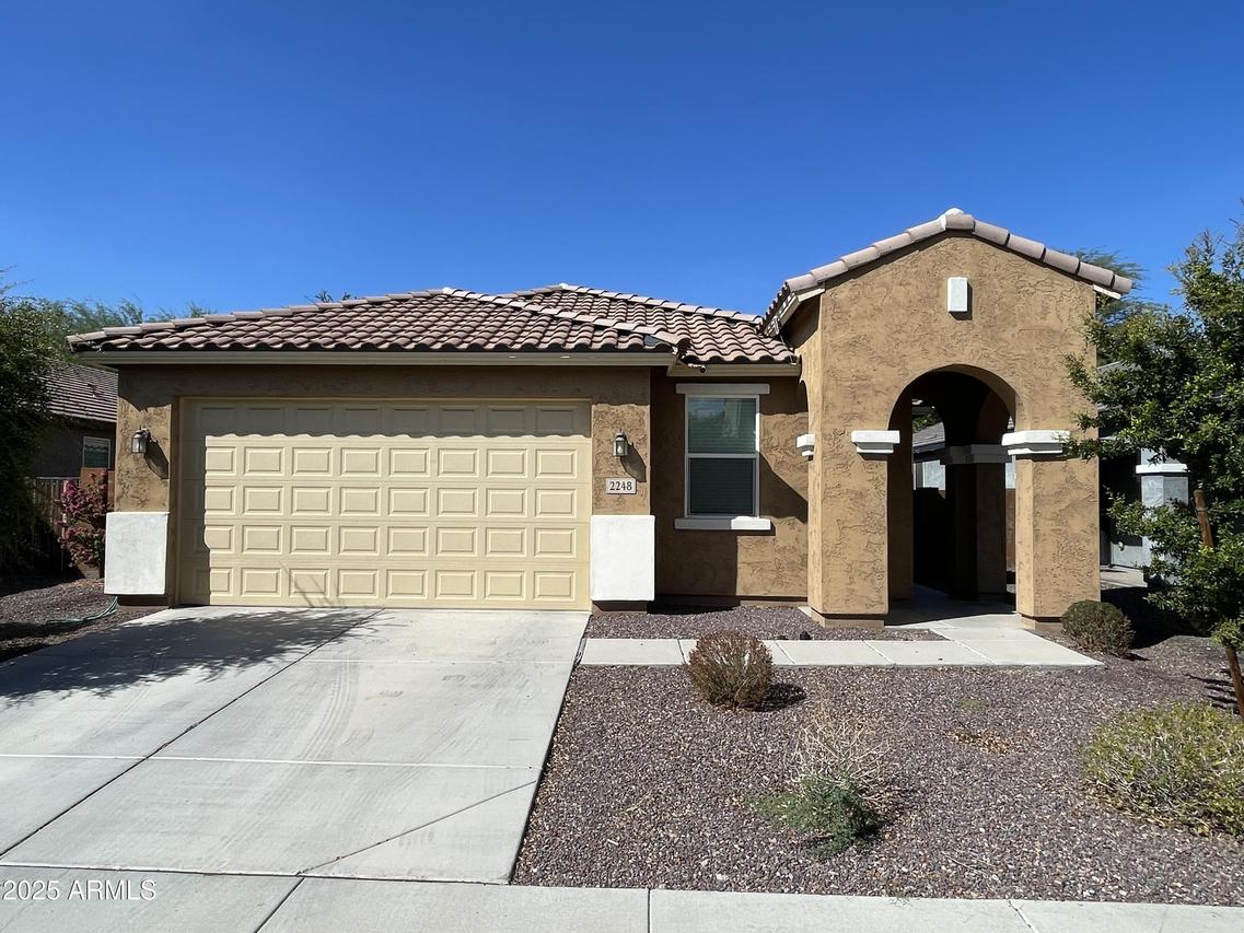 2248 W Betty Elyse Ln., Phoenix, AZ 85023