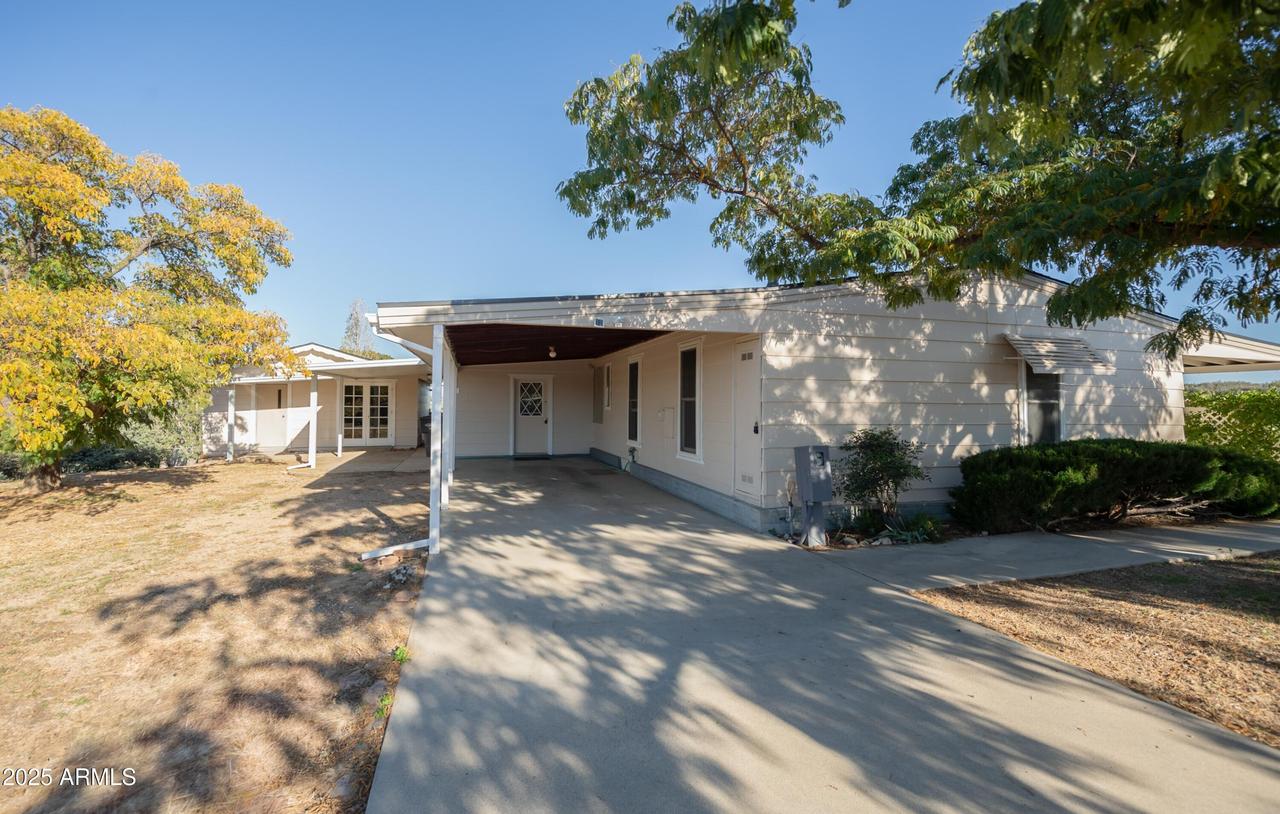 1085 N Swiss St., Dewey, AZ 86327