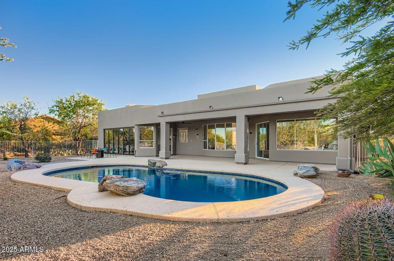 27467 N 75th Way, Scottsdale, AZ 85266