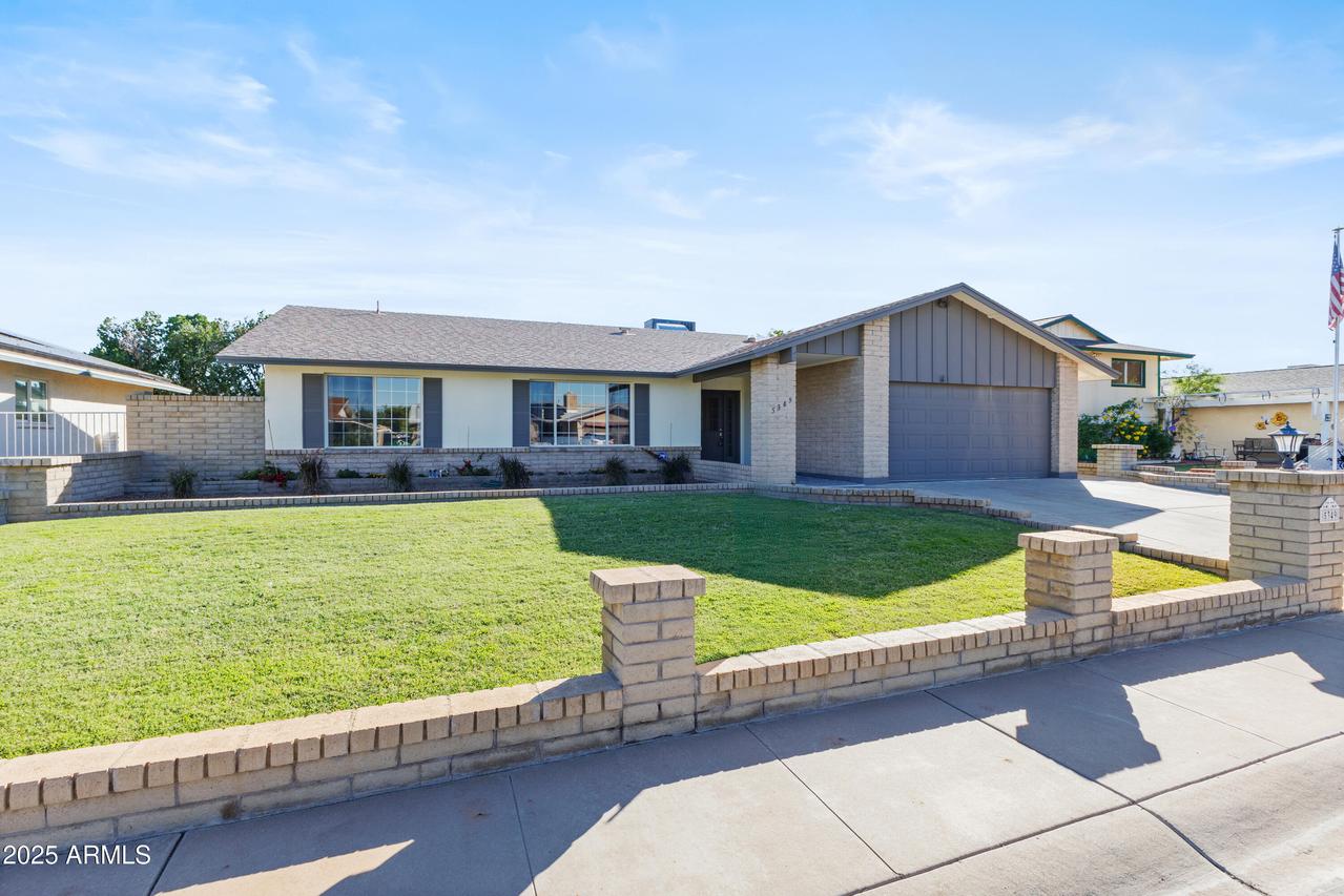 5349 W Acapulco Ln., Glendale, AZ 85306