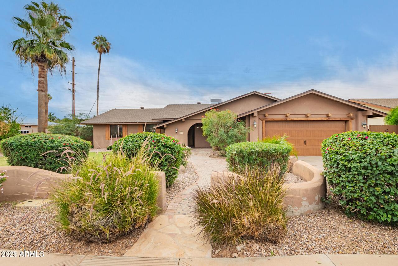 1513 E Greenway St., Mesa, AZ 85203