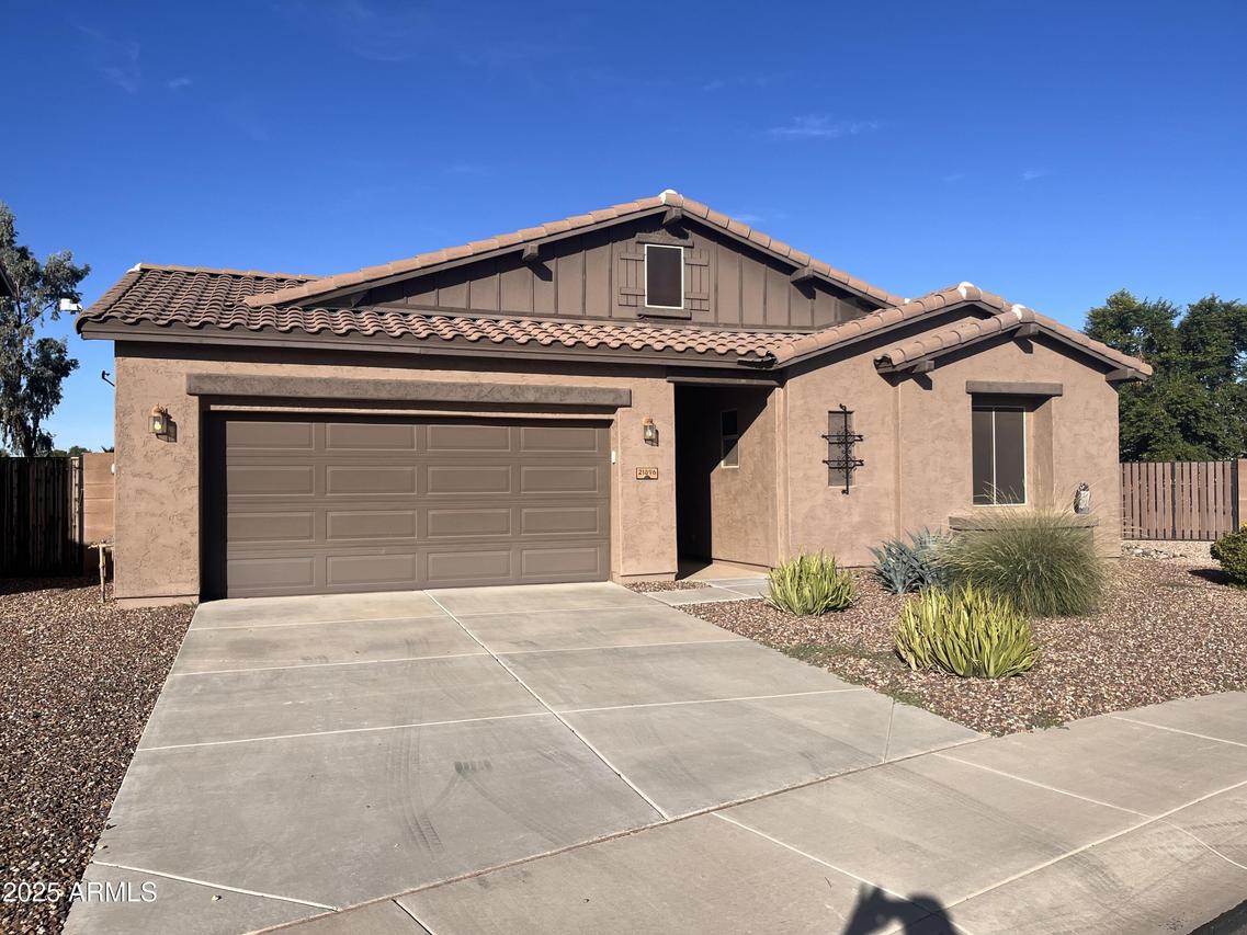 21896 N Risa Dr., Maricopa, AZ 85138