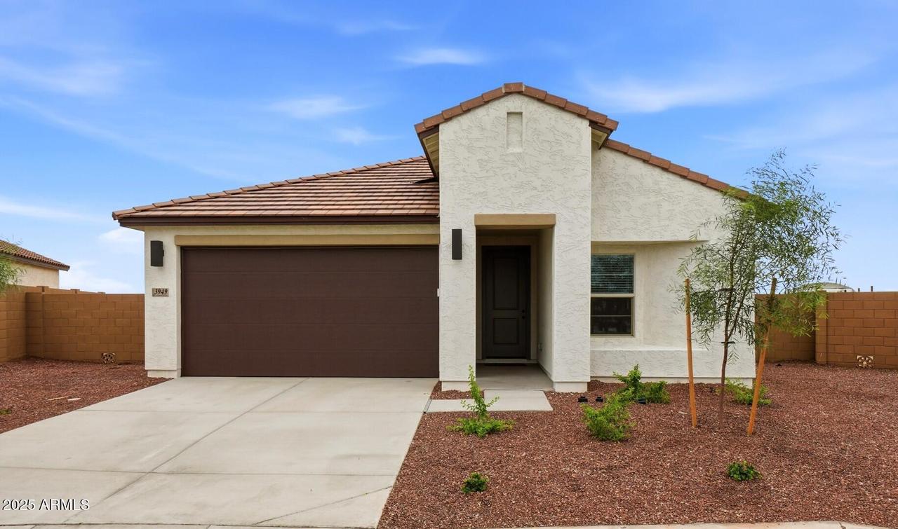 3949 S 233rd Ln., Buckeye, AZ 85326