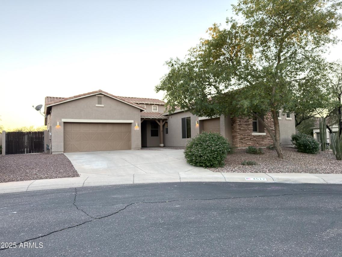 4517 W Heyerdahl Dr., New River, AZ 85087