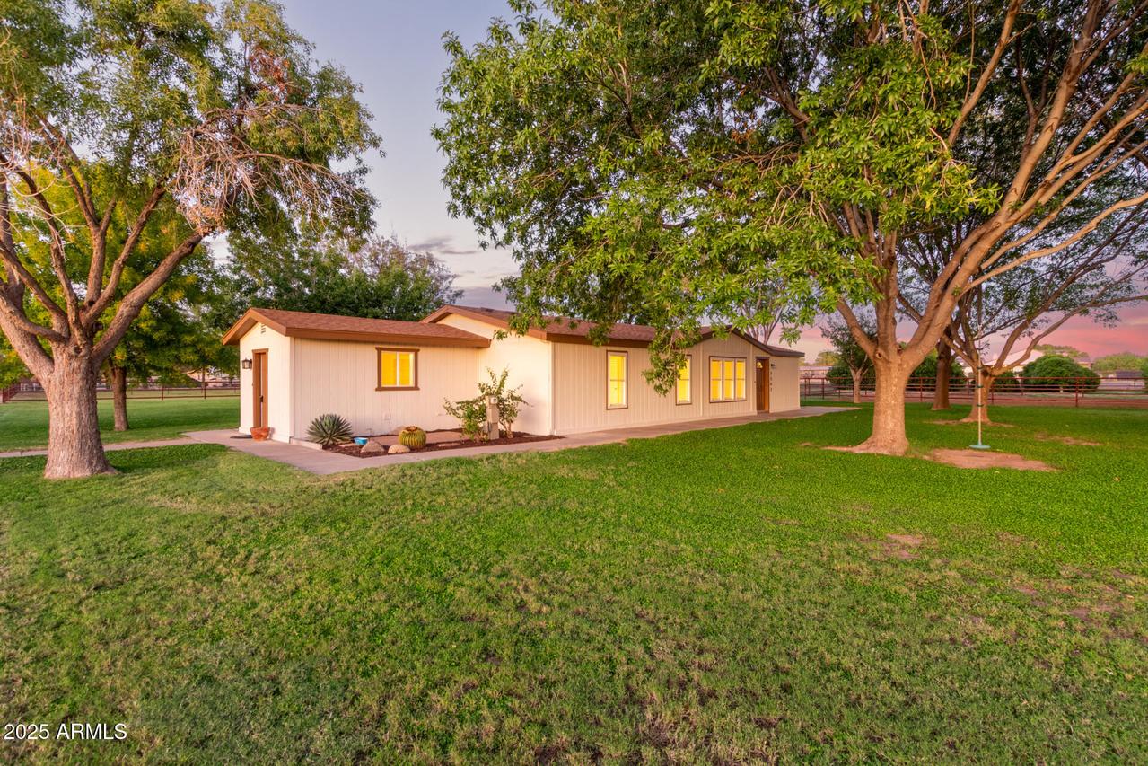 2562 E Joy Dr., San Tan Valley, AZ 85140