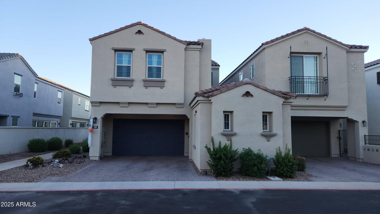239 E Balsam Dr., Chandler, AZ 85286