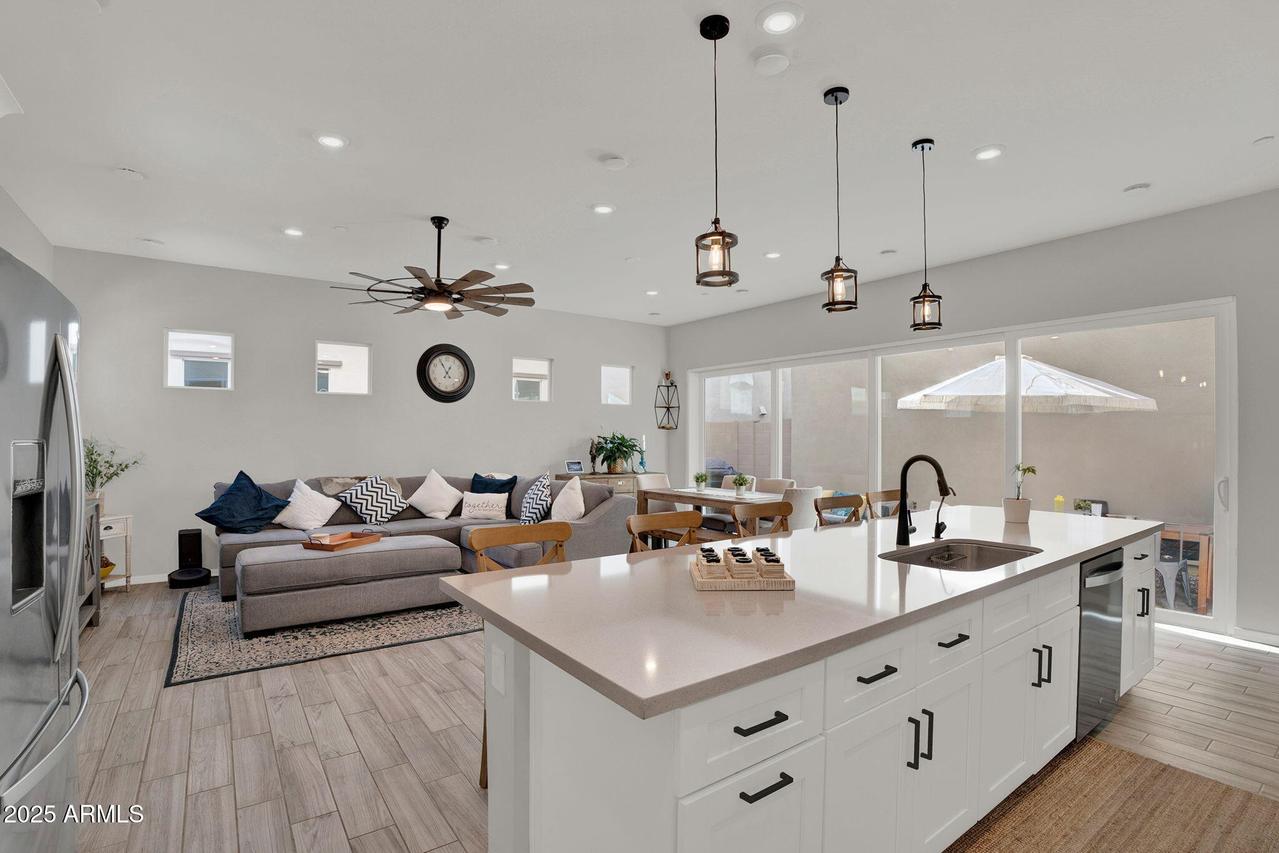 239 E Balsam Dr., Chandler, AZ 85286