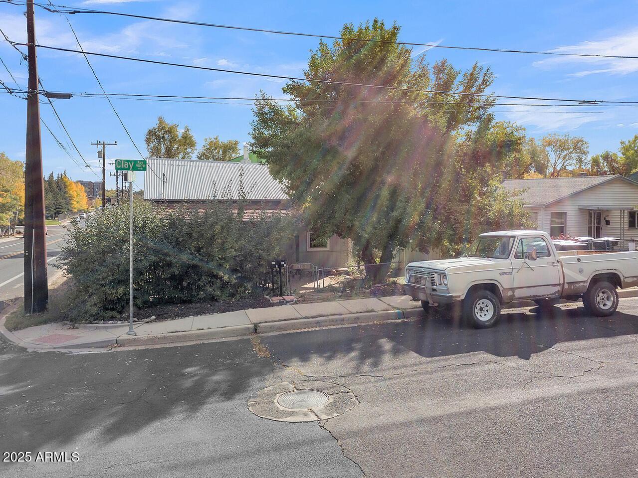 903 W Clay Ave., Flagstaff, AZ 86001