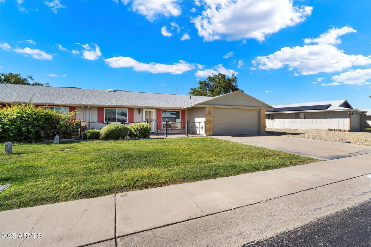 10303 W Bright Angel Cir., Sun City, AZ 85351