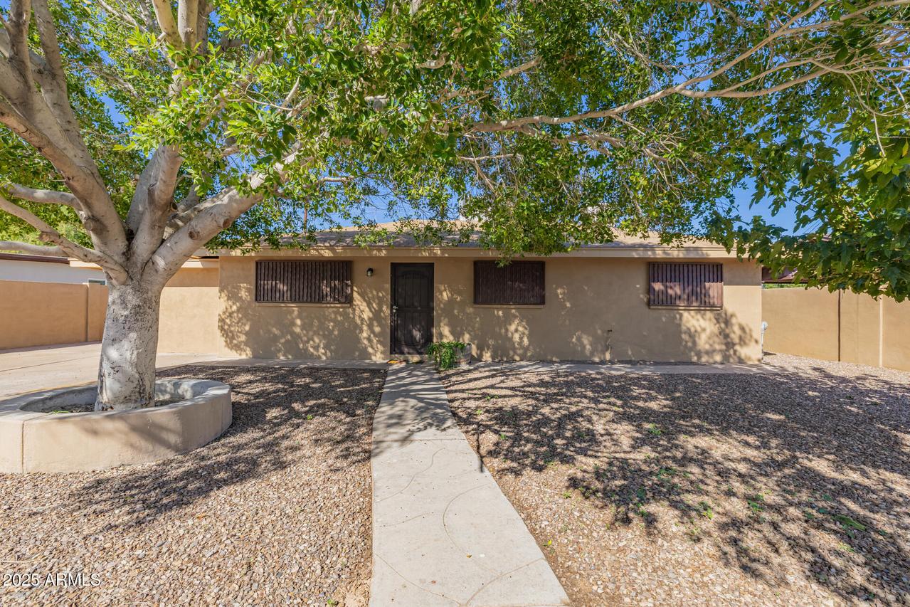 1458 W 6th Dr., Mesa, AZ 85202