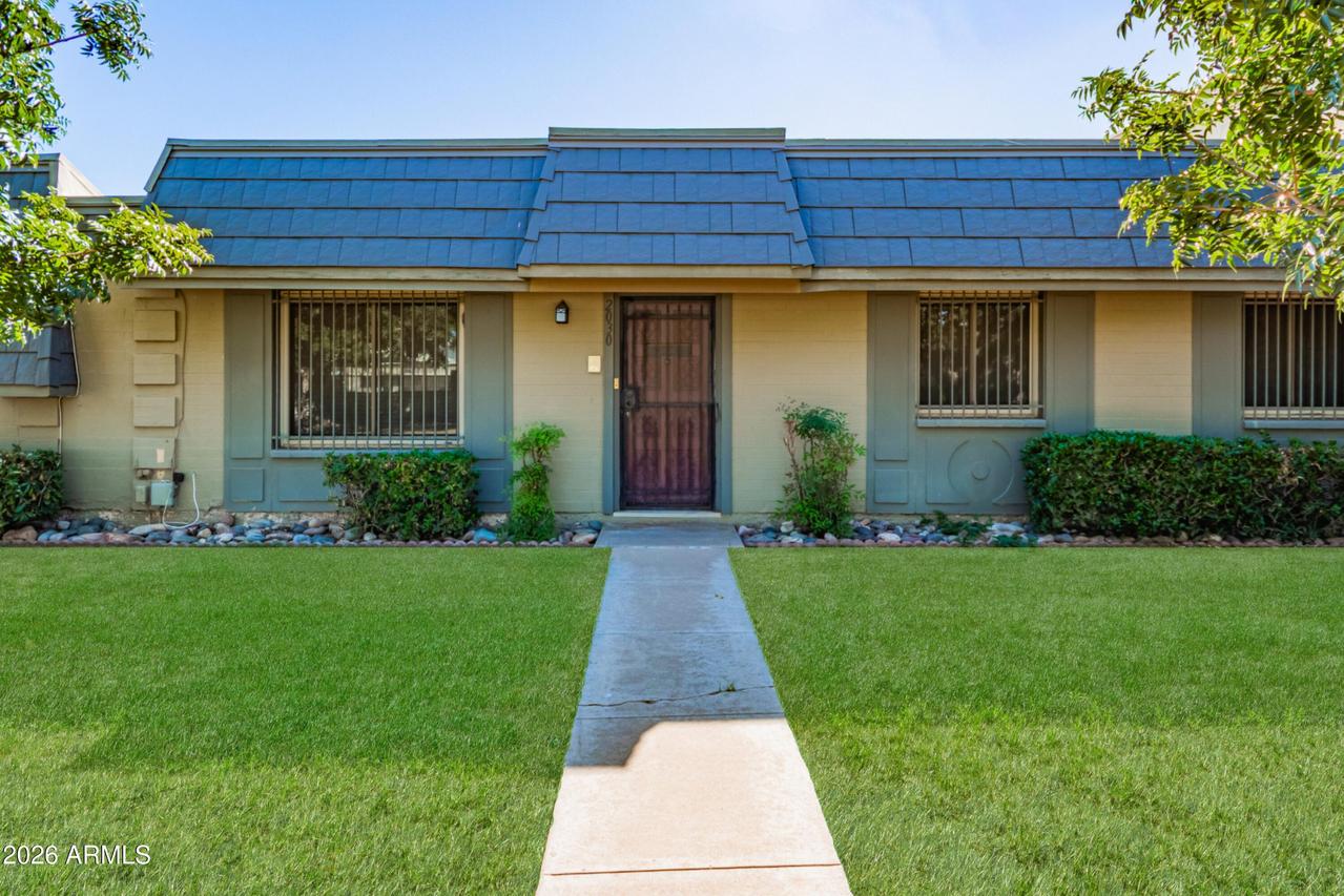 2030 W Highland Ave., Phoenix, AZ 85015