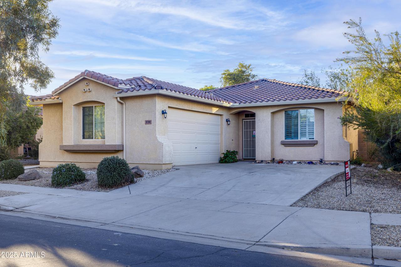 17391 W Fetlock Tr., Surprise, AZ 85387
