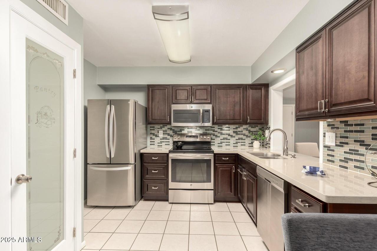 10941 W Santa Fe Dr., Sun City, AZ 85351