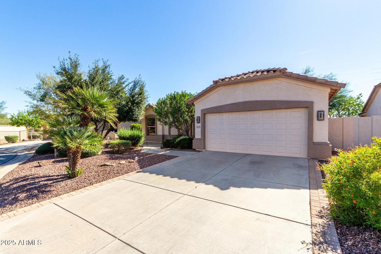 3211 E Gleneagle Dr., Chandler, AZ 85249