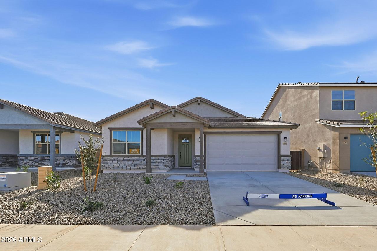 705 W Riparian Dr., San Tan Valley, AZ 85140