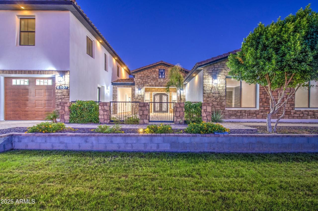 6107 N 175th Ave., Waddell, AZ 85355