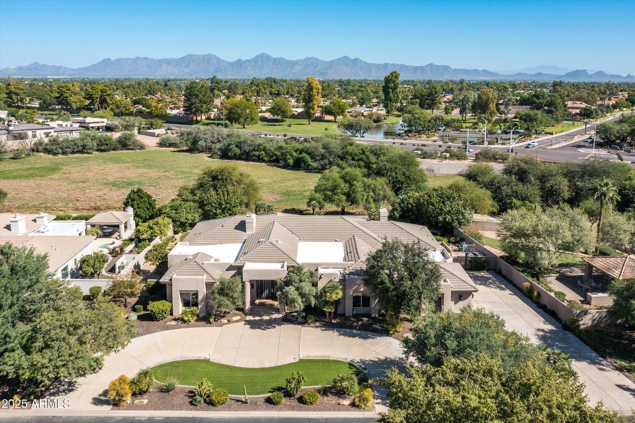 7124 E Foothill Dr., Paradise Valley, AZ 85253