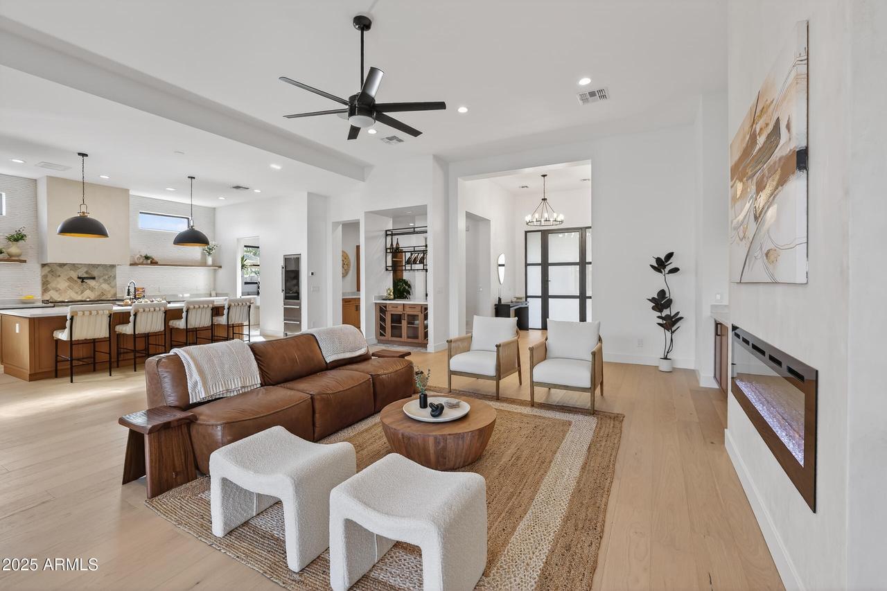 3113 N 41st Pl., Phoenix, AZ 85018