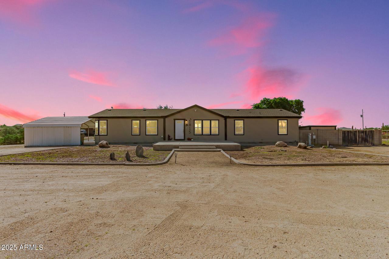 1815 E La Salle Rd., Phoenix, AZ 85086