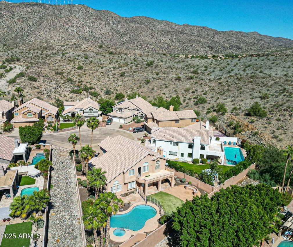 815 E Desert Trumpet Rd., Phoenix, AZ 85048