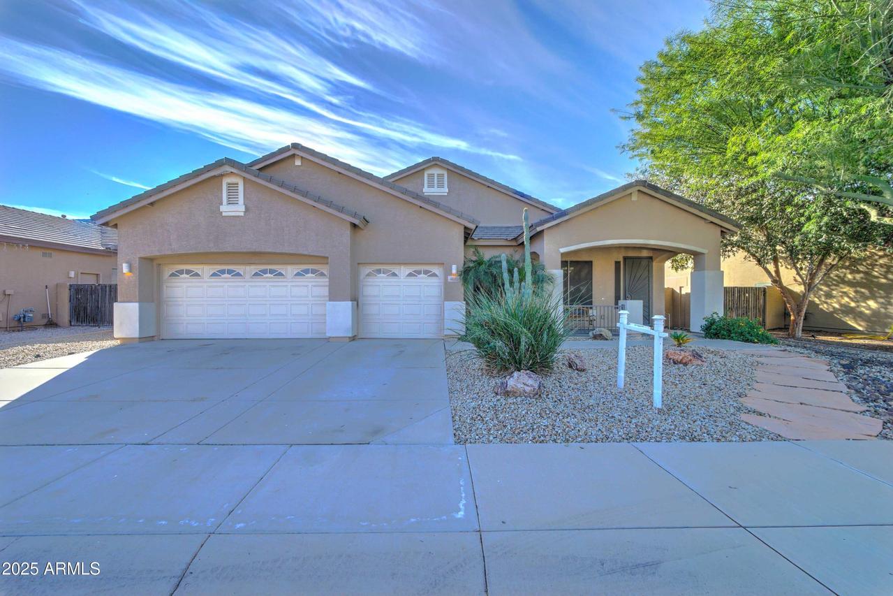 4611 W Paseo Way, Laveen, AZ 85339