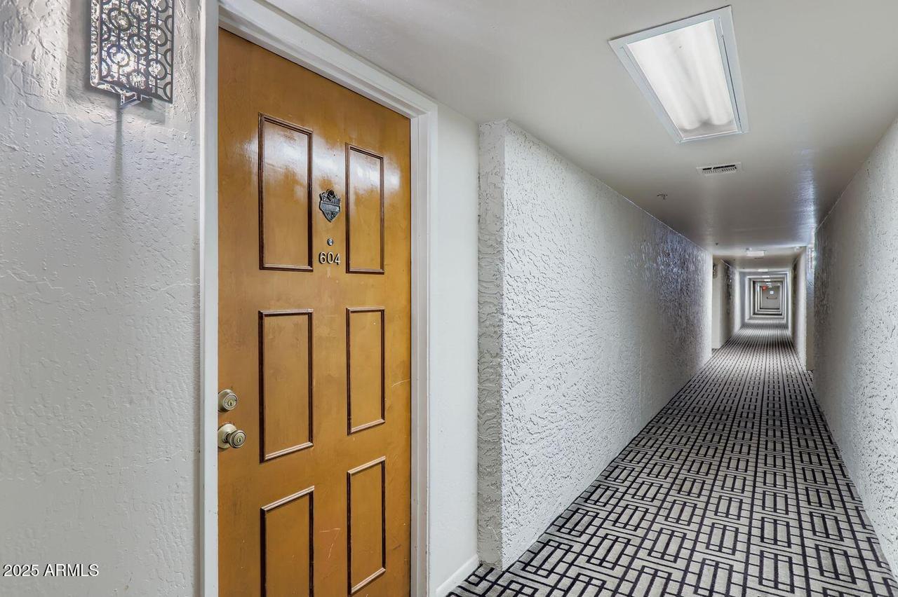 7970 E Camelback Rd. #604, Scottsdale, AZ 85251