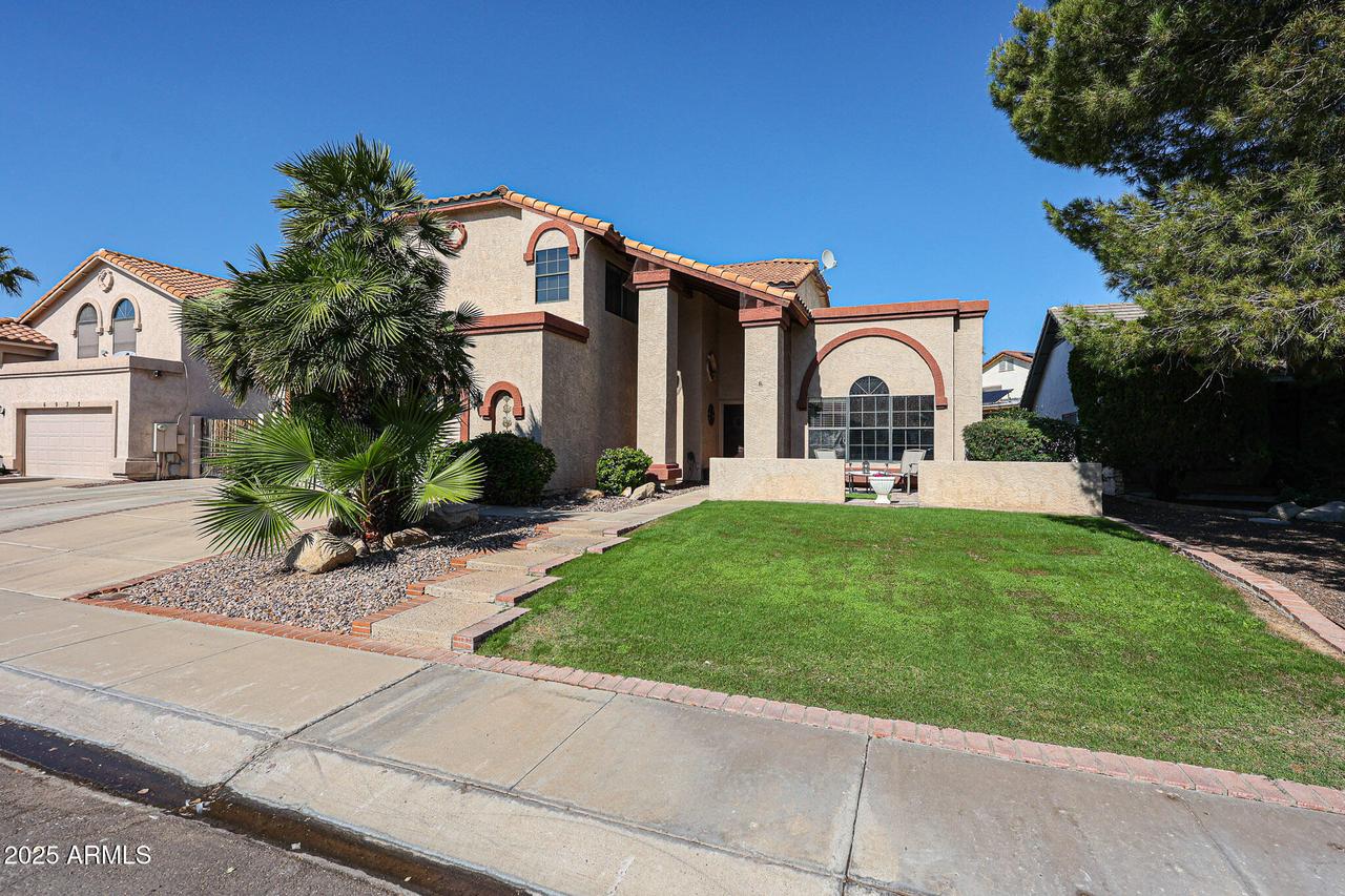 6926 W Topeka Dr., Glendale, AZ 85308