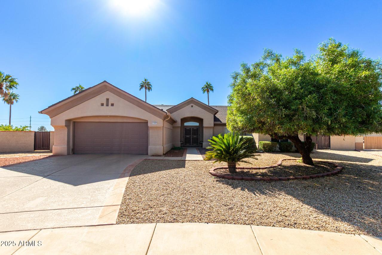 15045 W Yosemite Dr., Sun City West, AZ 85375