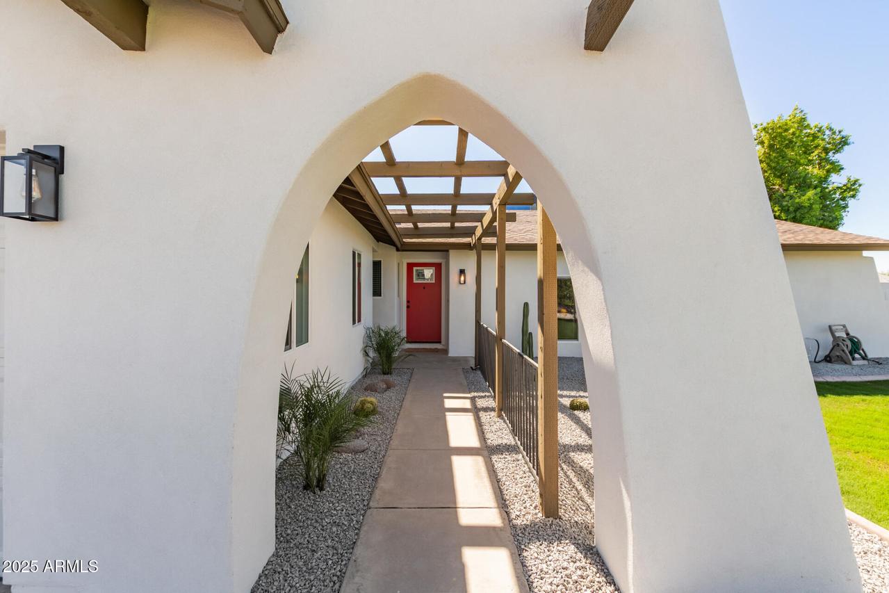 6449 W Mountain View Rd., Glendale, AZ 85302