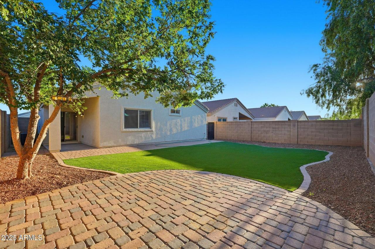 12010 W Camino Vivaz, Sun City, AZ 85373