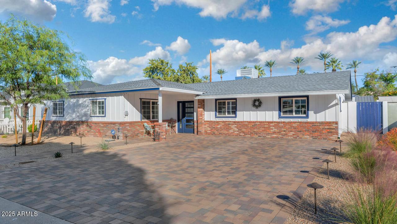 4240 E Sells Dr., Phoenix, AZ 85018