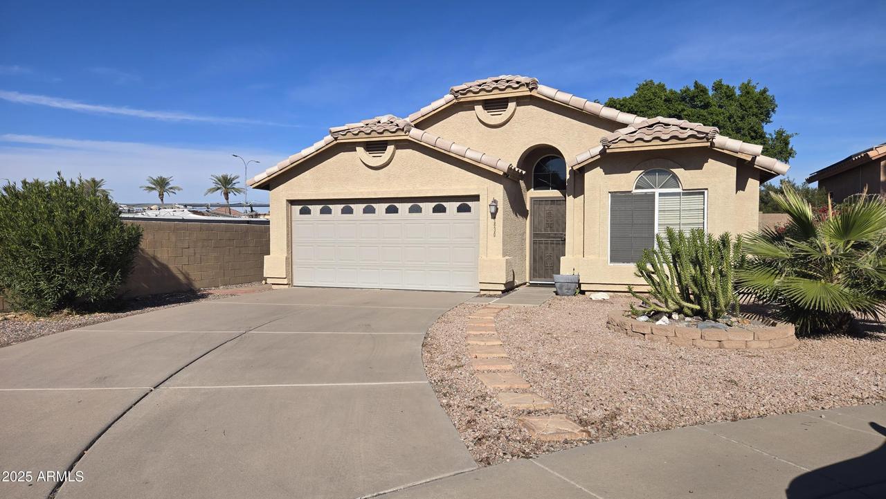 4830 W Shannon Ct., Chandler, AZ 85226