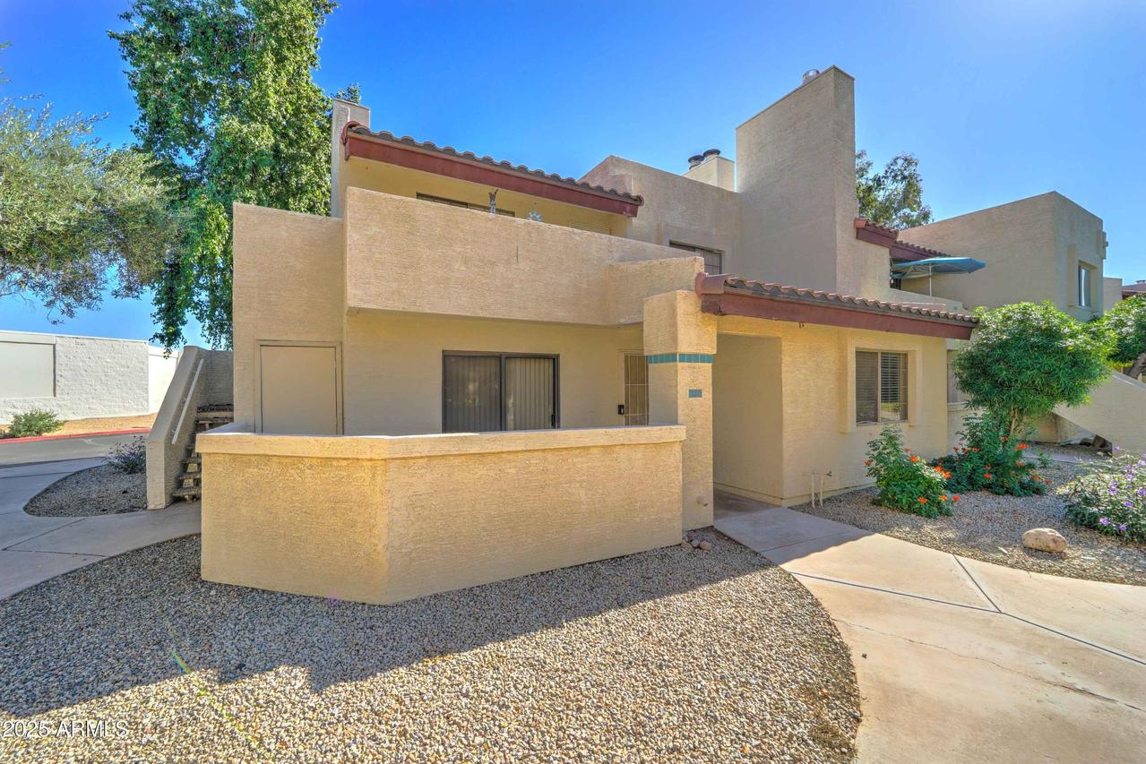 2020 W Union Hills Dr. #127, Phoenix, AZ 85027