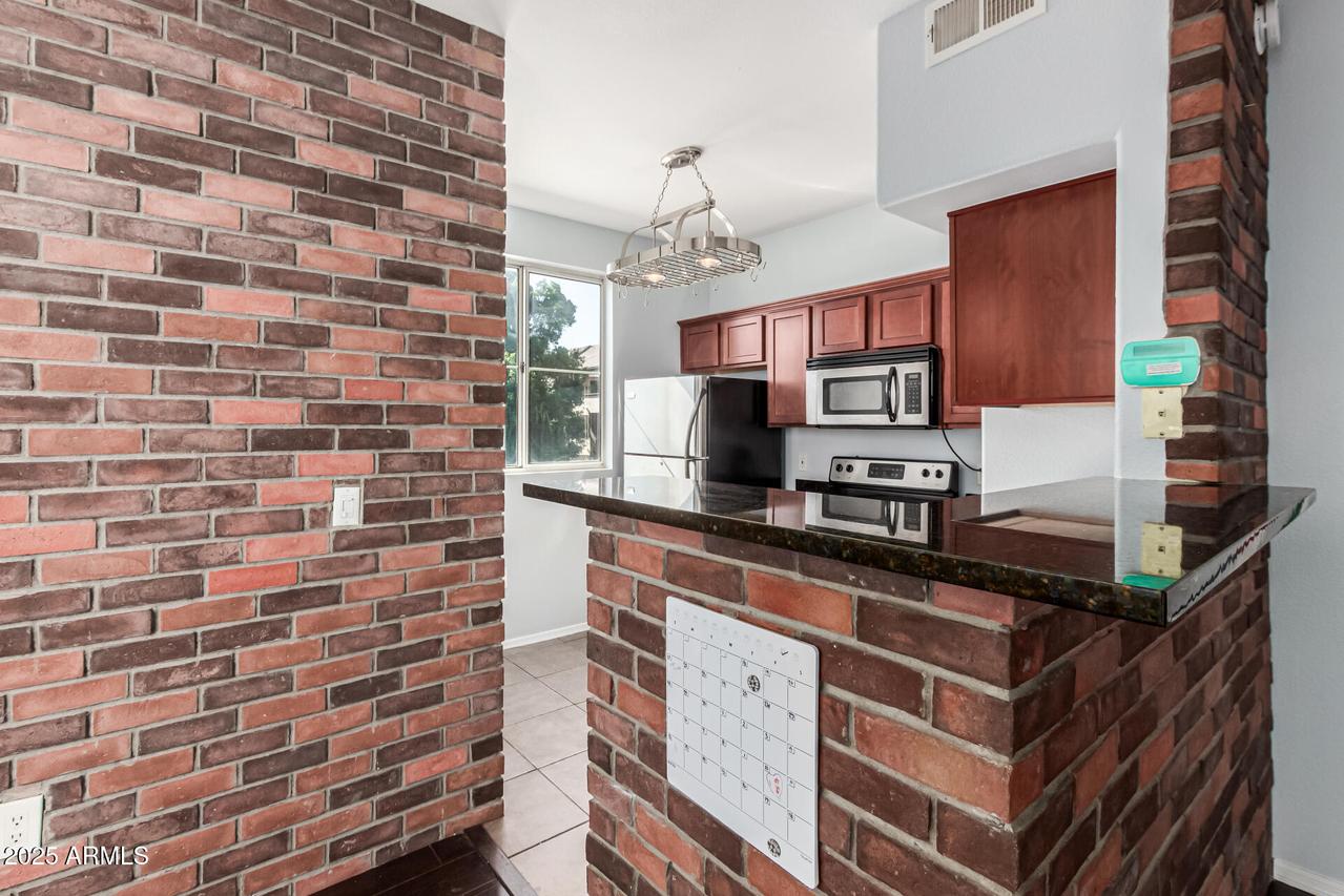 3302 N 7th St. #225, Phoenix, AZ 85014