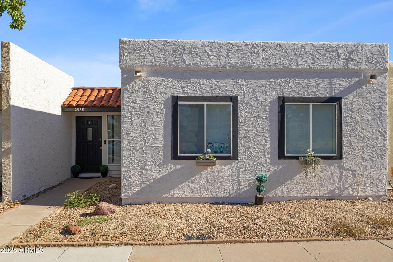 2338 W Carson Dr., Tempe, AZ 85282