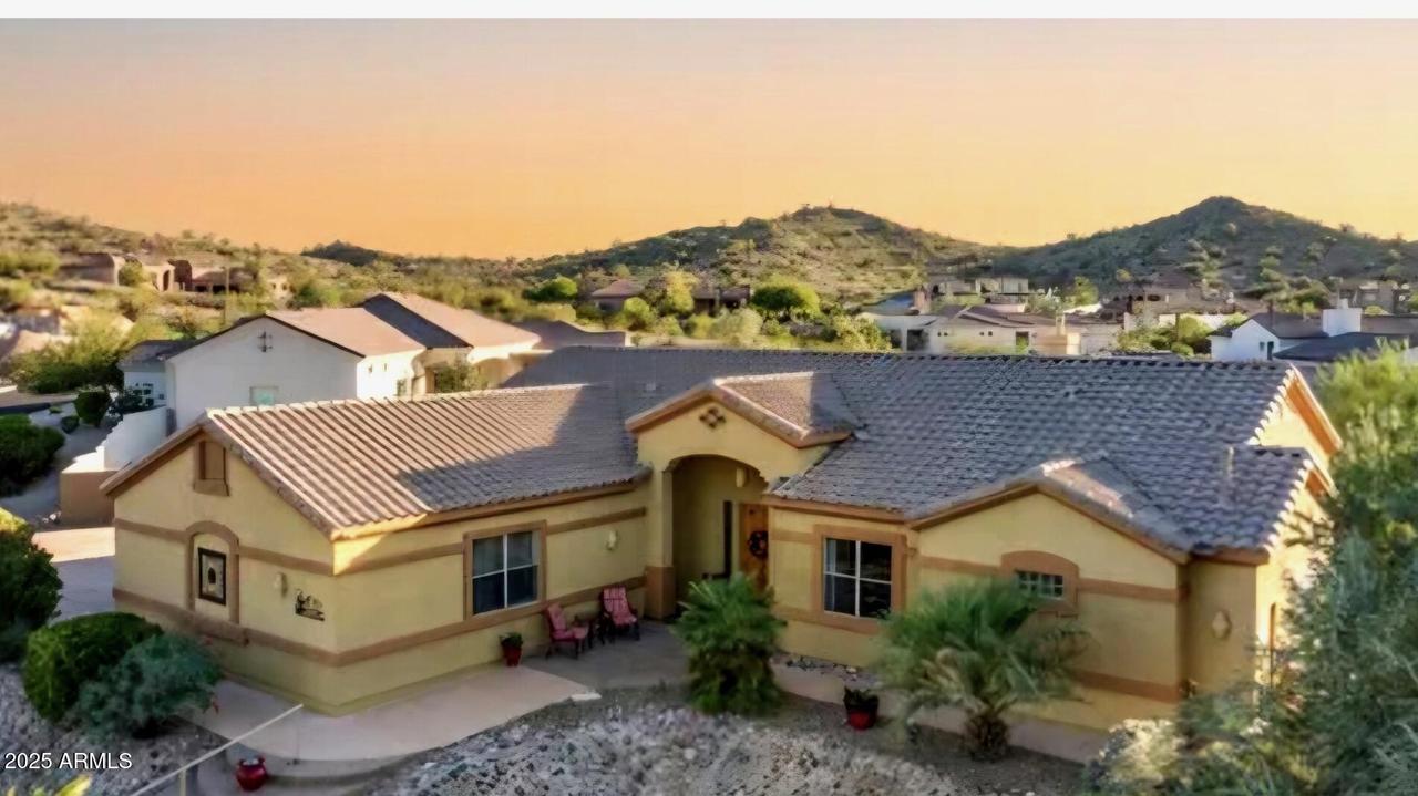 11282 S San Roberto Dr., Goodyear, AZ 85338