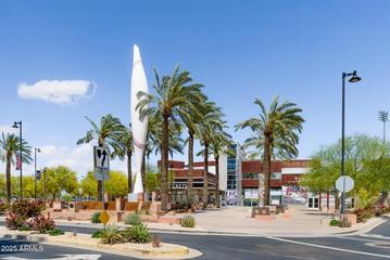 11282 S San Roberto Dr., Goodyear, AZ 85338