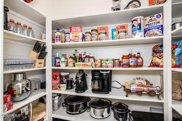 11282 S San Roberto Dr., Goodyear, AZ 85338