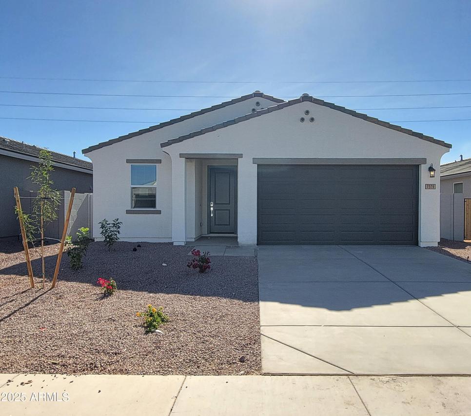 7519 E Cozy Cottage Ln., San Tan Valley, AZ 85143