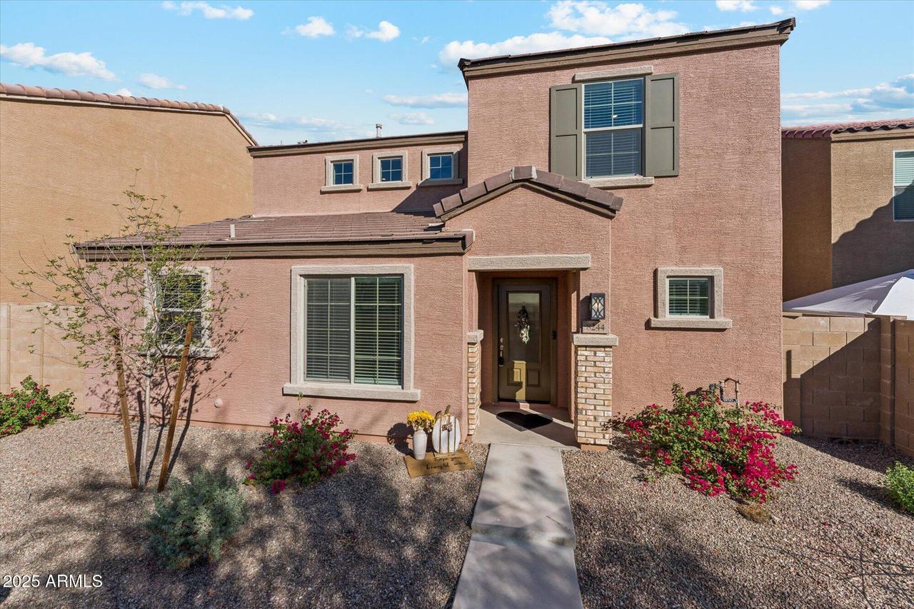 8244 W Albeniz Pl., Phoenix, AZ 85043
